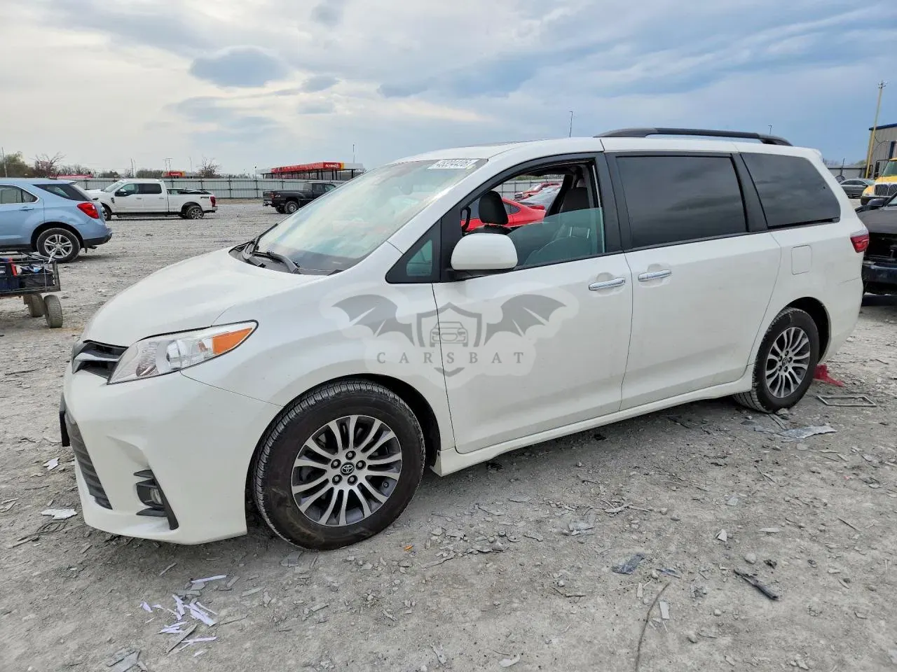 Toyota Sienna 3.5L 6 2020