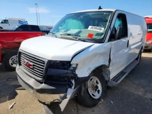 GMC Savana 4.3L 6 2023