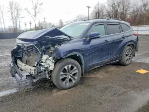 Toyota Highlander 3.5L 6 2021