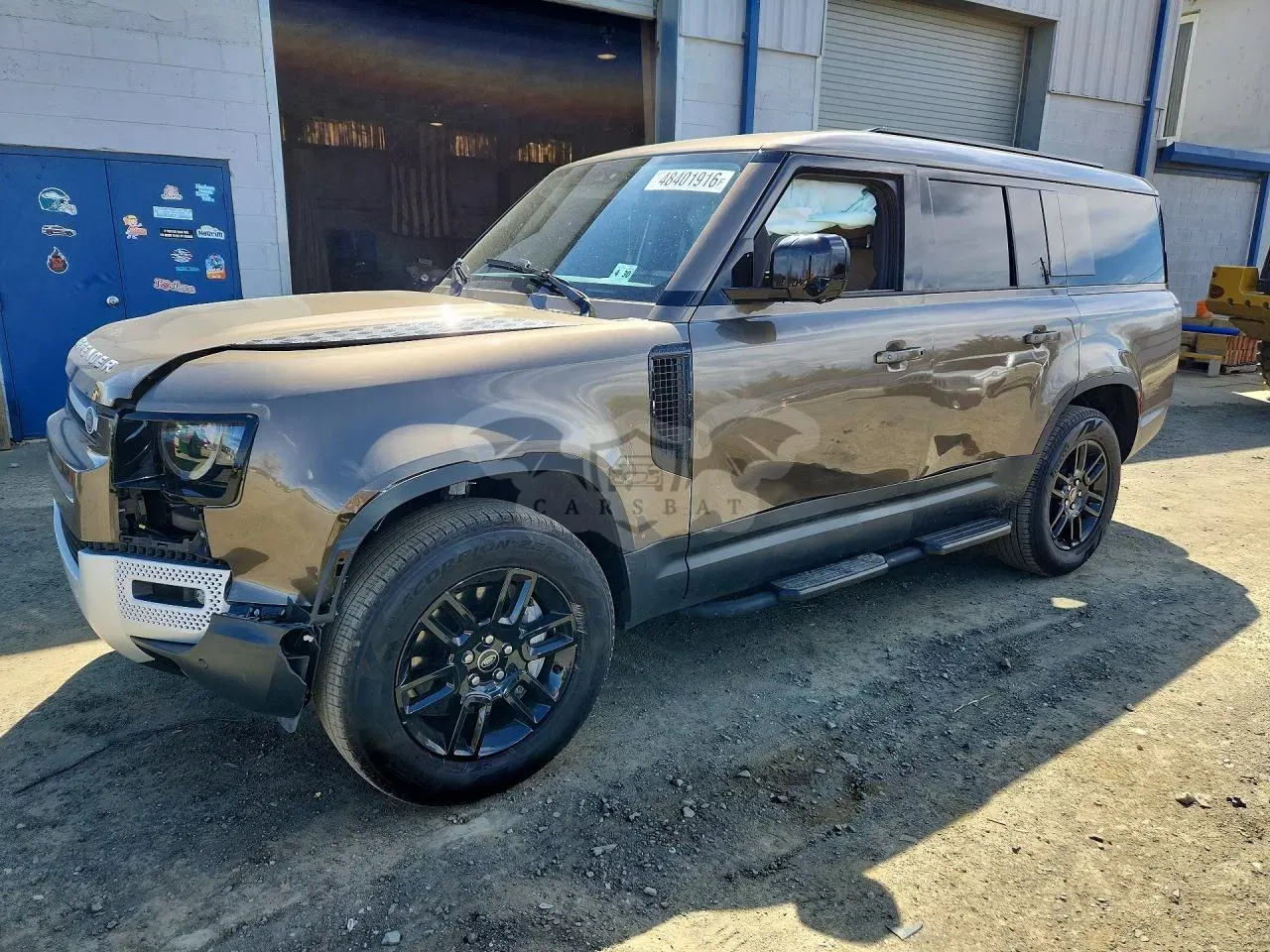 Land Rover Defender 3.0L 6 2025