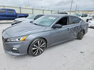 Nissan Altima 2.5L 4 2021