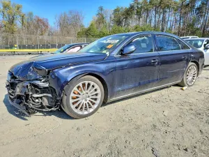 Audi A8 4.0L 8 2015