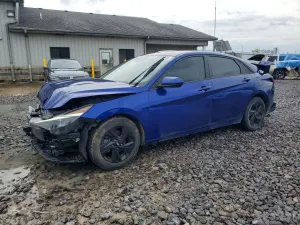 Hyundai Elantra 2.0L 4 2021