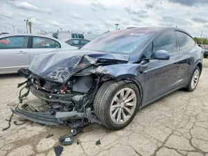 Tesla Model X 2019