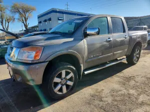 Nissan Titan 5.6L 8 2008