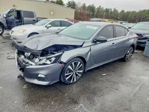 Nissan Altima 2.5L 4 2020