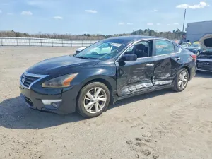 Nissan Altima 2.5L 4 2015