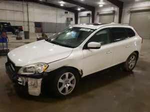 Volvo XC60 3.2L 6 2012