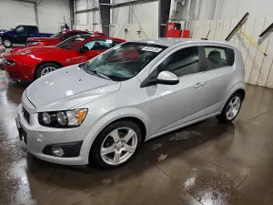 Chevrolet Aveo (Sonic) 1.4L 4 2015