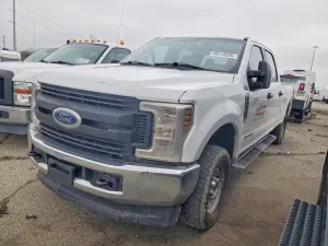 Ford F-250 6.7L 8 2018