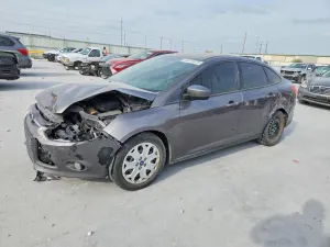 Ford Focus 2.0L 4 2012