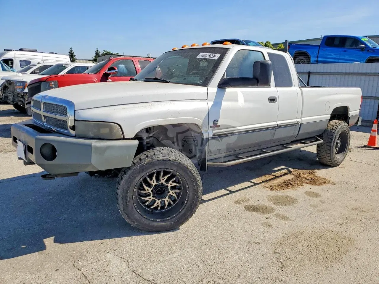Dodge RAM 2000