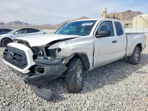 Toyota Tacoma 2.7L 4 2021