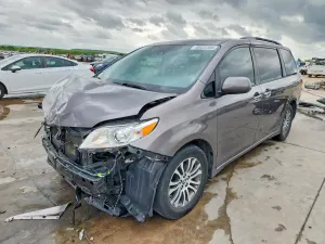 Toyota Sienna 3.5L 6 2019