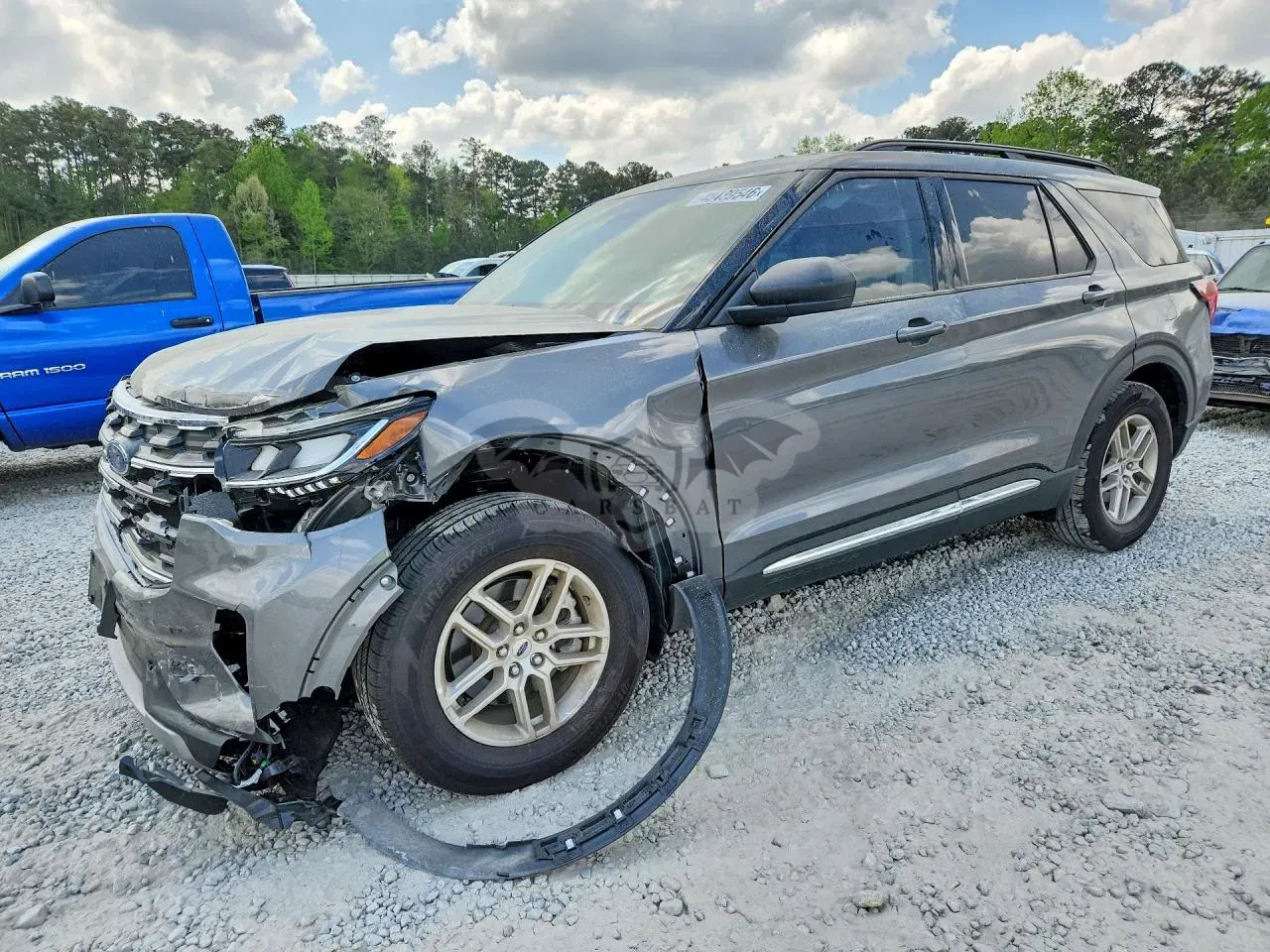 Ford Explorer 2.3L 4 2025