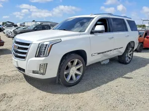 Cadillac Escalade 6.2L 8 2017