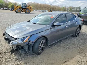 Nissan Altima 2.5L 4 2020