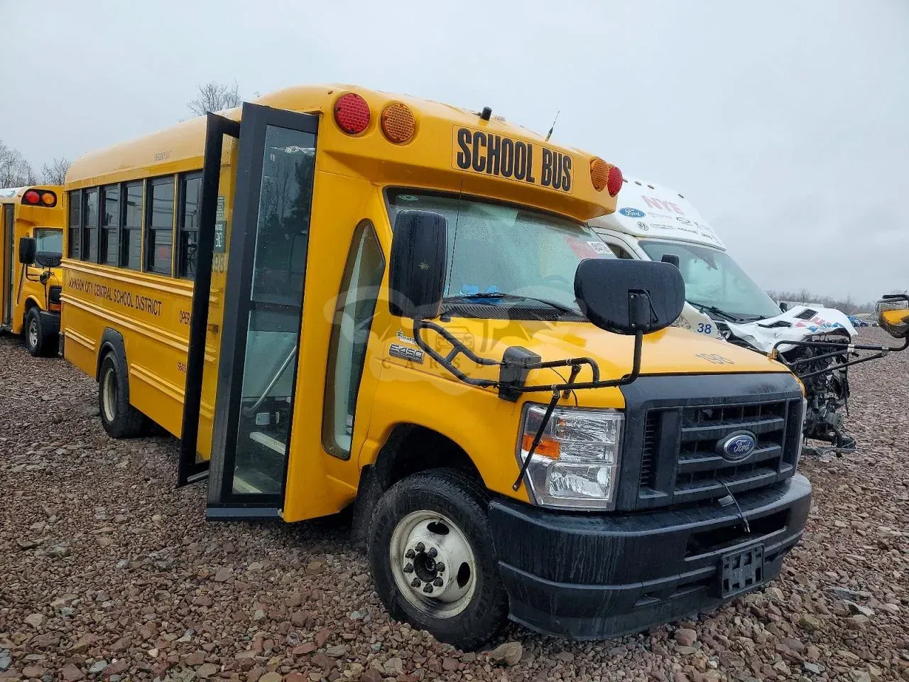 Ford Econoline 7.3L 8 2022