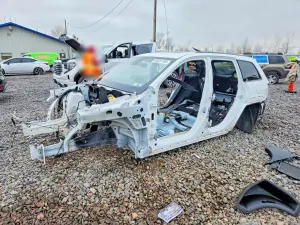 Jeep Grand Cherokee 6.2L 8 2021
