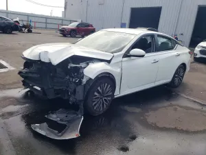 Nissan Altima 2.5L 4 2023