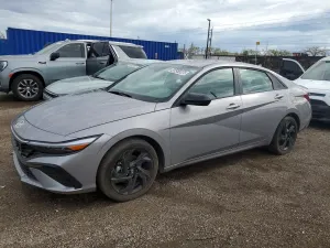Hyundai Elantra 2.0L 4 2026