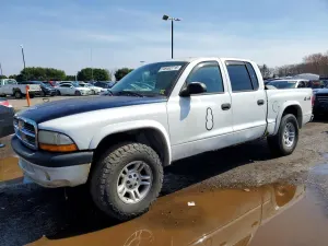Dodge Dakota 4.7L 8 2004