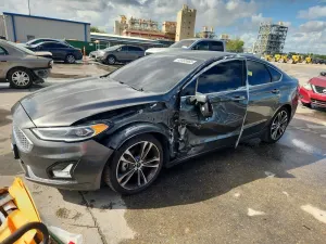 Ford Fusion 2.0L 4 2019