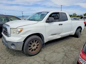 Toyota Tundra 4.6L 8 2010