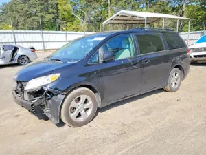 Toyota Sienna 3.5L 6 2013