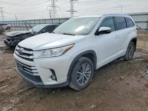 Toyota Highlander 3.5L 6 2017