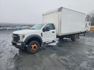 Ford F-450 6.8L 10 2019