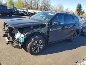 Toyota Highlander 3.5L 6 2022
