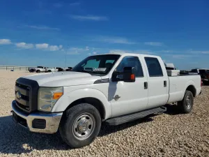 Ford F-350 6.7L 8 2015