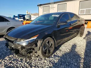 Hyundai Elantra 2.0L 4 2023