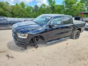 RAM 1500 5.7L 8 2019