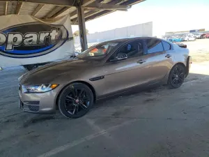 Jaguar XE 2.0L 4 2017