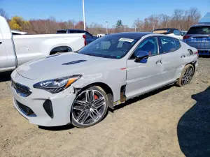 Kia Stinger 3.3L 6 2023