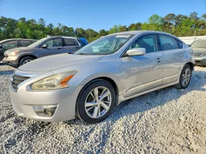 Nissan Altima 2.5L 4 2015