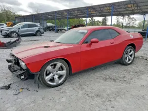 Dodge Challenger 5.7L 8 2013