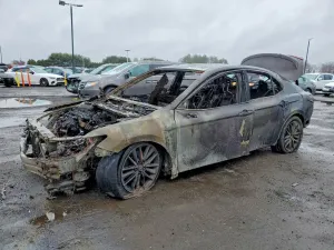 Toyota Camry 2.5L 4 2023