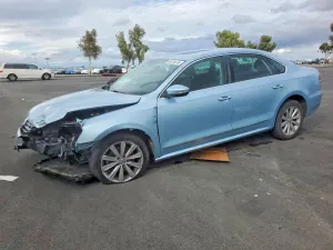 Volkswagen Passat 2.5L 5 2012