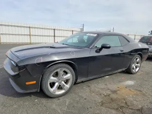Dodge Challenger 5.7L 8 2013
