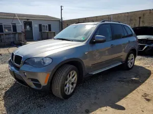BMW X5 3.0L 6 2011