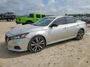 Nissan Altima 2.5L 4 2021