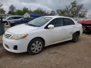 Toyota Corolla 1.8L 4 2013