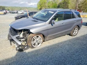 Mercedes-Benz ML 3.5L 6 2015