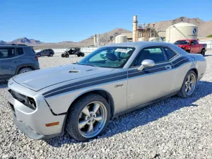 Dodge Challenger 5.7L 8 2010