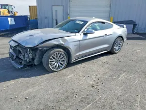 Ford Mustang 5.0L 8 2020