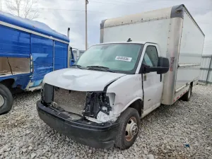 GMC Savana 6.6L 8 2021