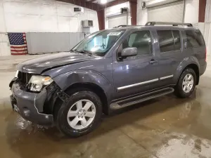 Nissan Pathfinder 4.0L 6 2011